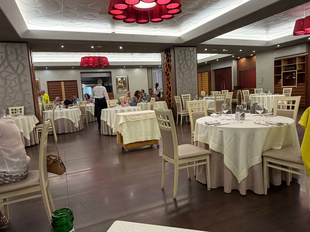 乐敦套房酒店主图
