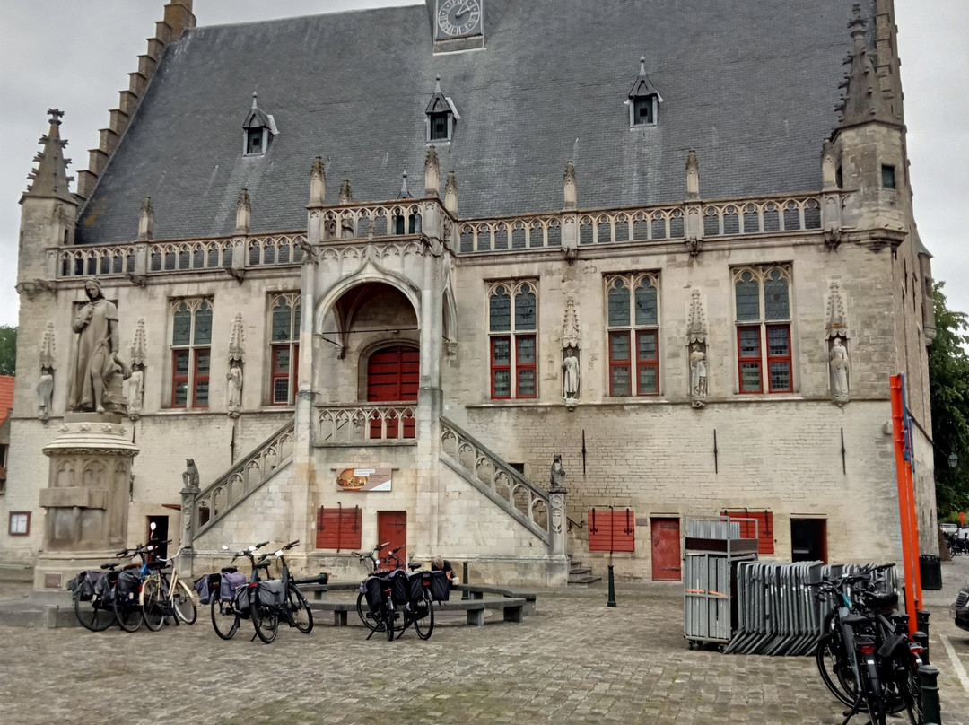 Stadhuis Damme