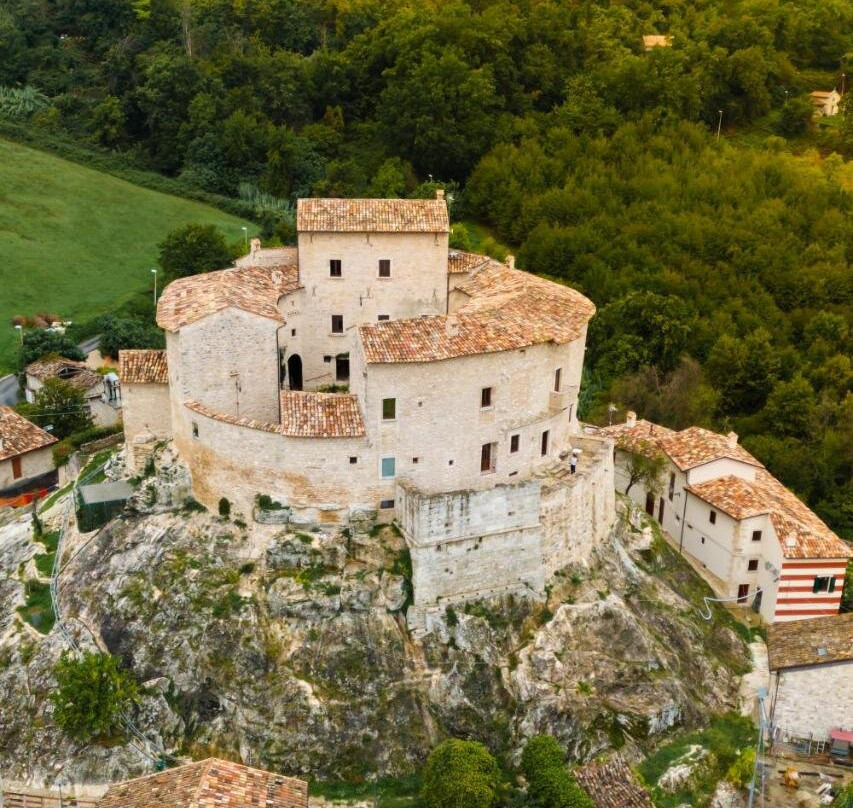 Castel Di Luco - Authentic 11th-Century Castle
