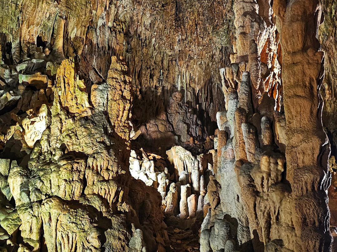 Grand Caverns-Grottoes必去景点
