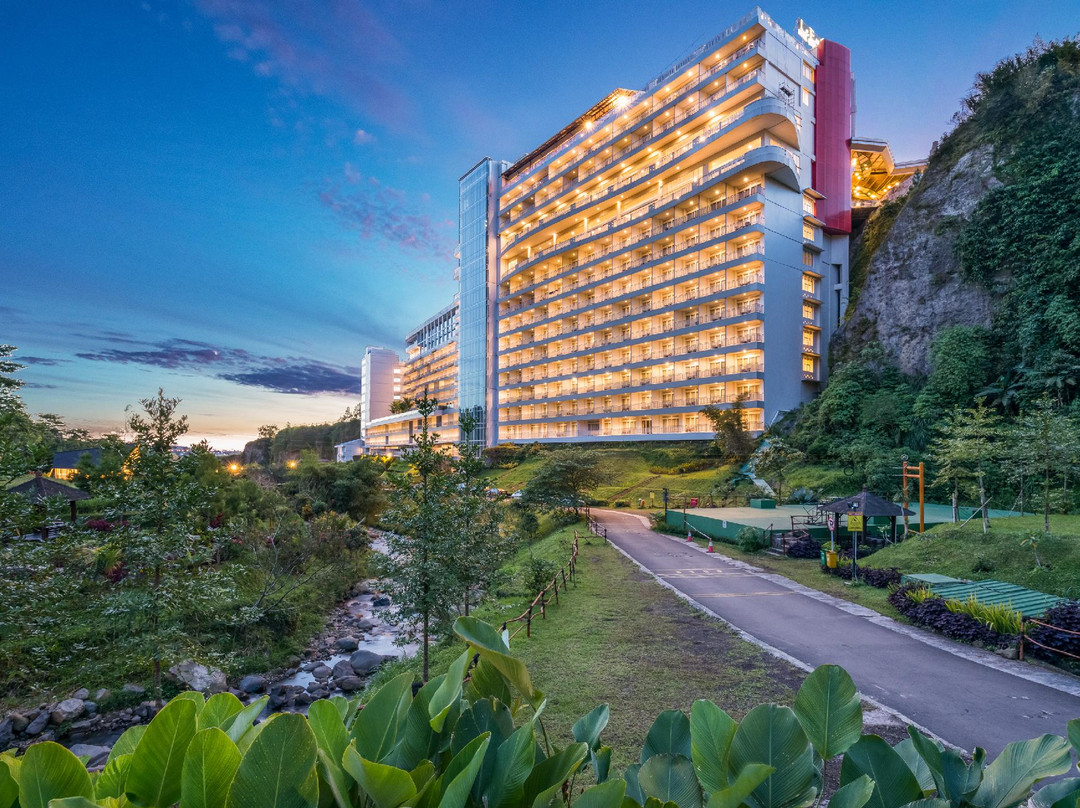 本哲酒店住宿-Le Eminence Hotel Convention & Resort