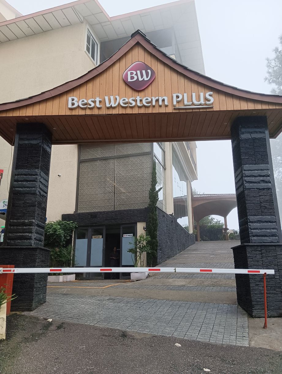贝斯特韦斯特Plus雷万塔酒店-旅行者
