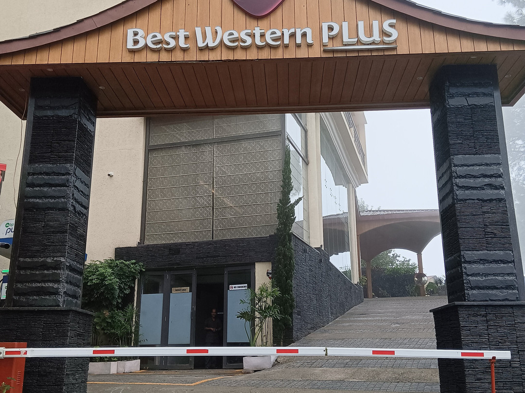 贝斯特韦斯特Plus雷万塔酒店主图
