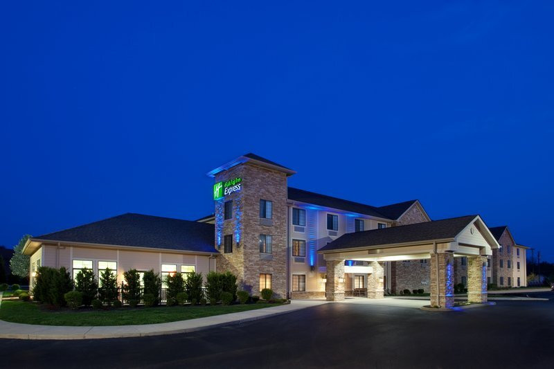 Holiday Inn Express 霍金山，洛根主图