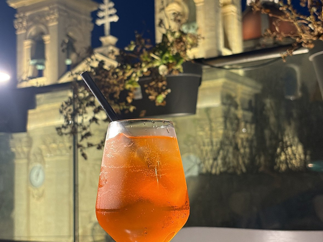 Nonna's Rooftop Pizzabar