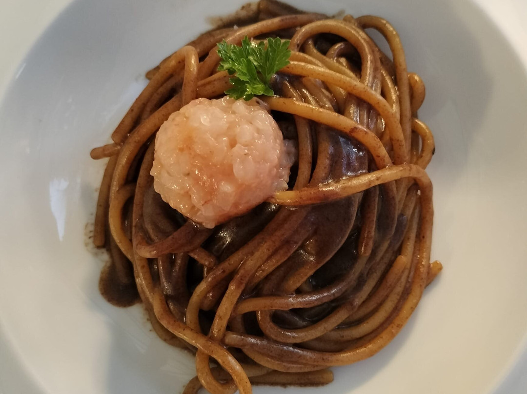 奥托尼别墅酒店主图