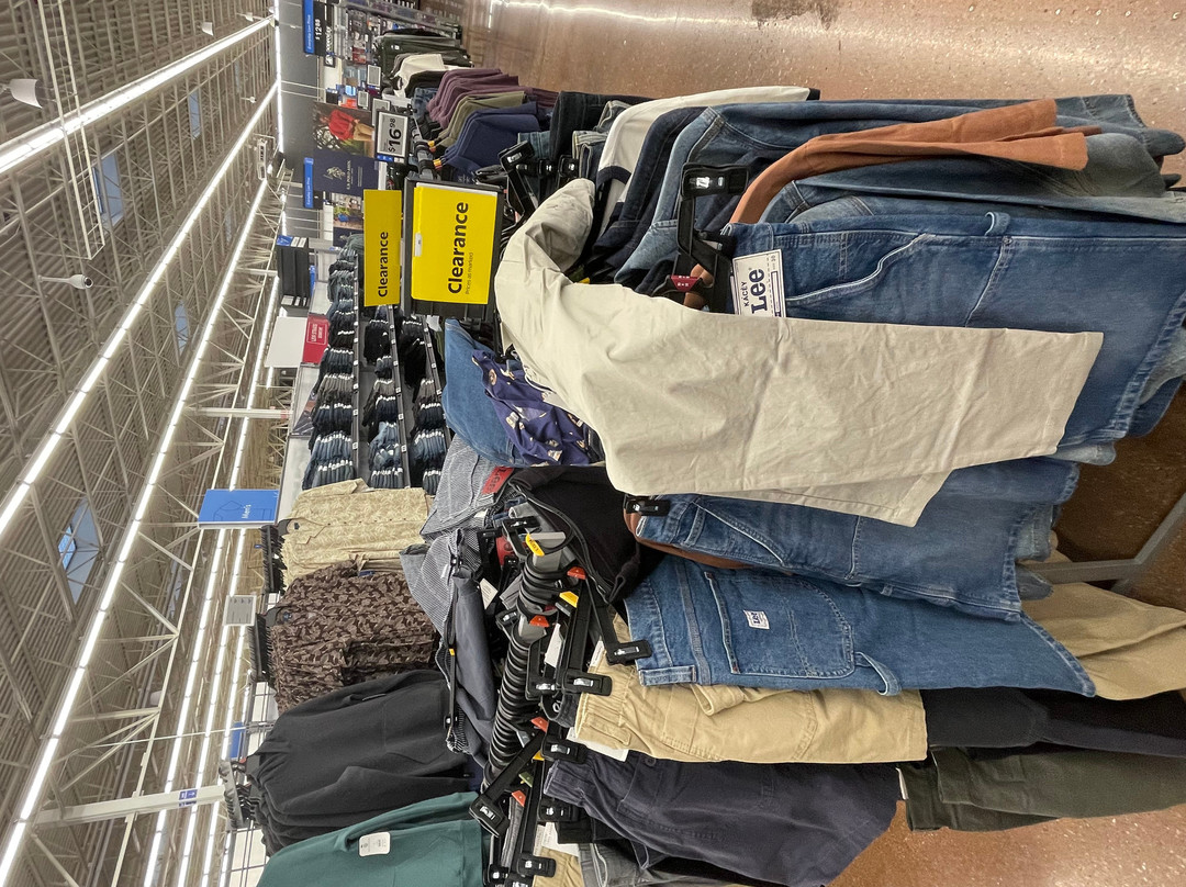 Walmart Supercenter-Newburgh必去景点