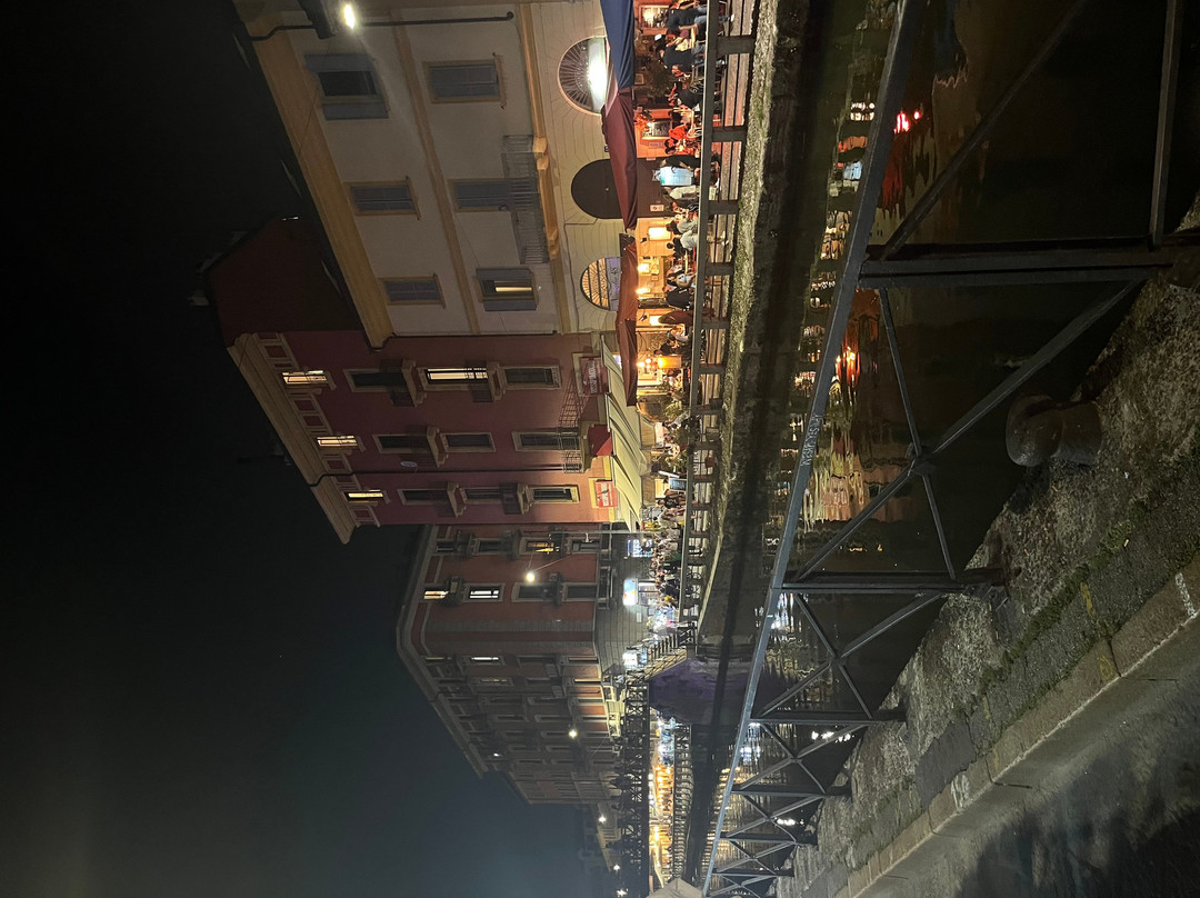 米兰： 夕阳纳维格利美食饮料之旅由做吃更好-米兰必去景点
