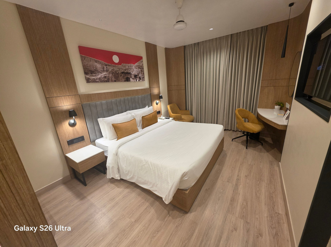 Lemon Tree Hotel, Pune
