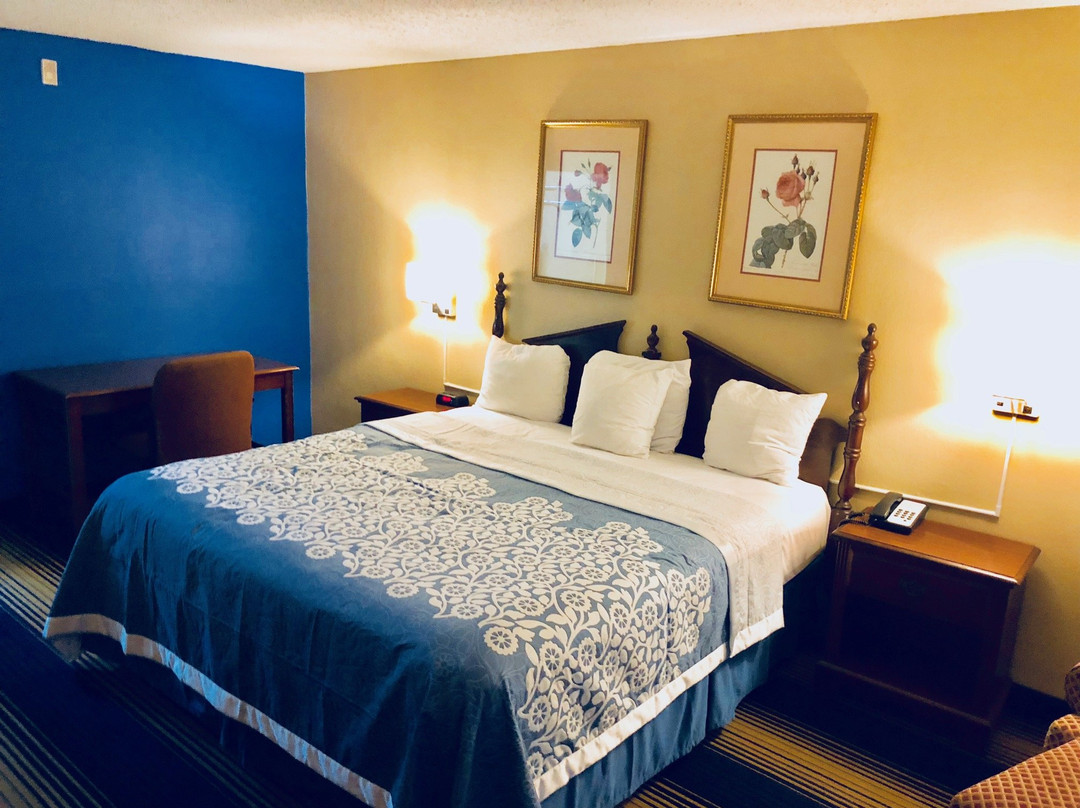 Days Inn by Wyndham Perry Near Fairgrounds