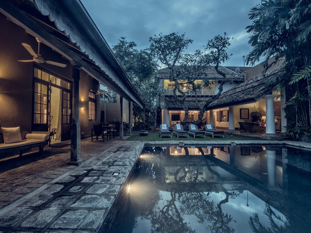 塔鲁别墅-壁垒街