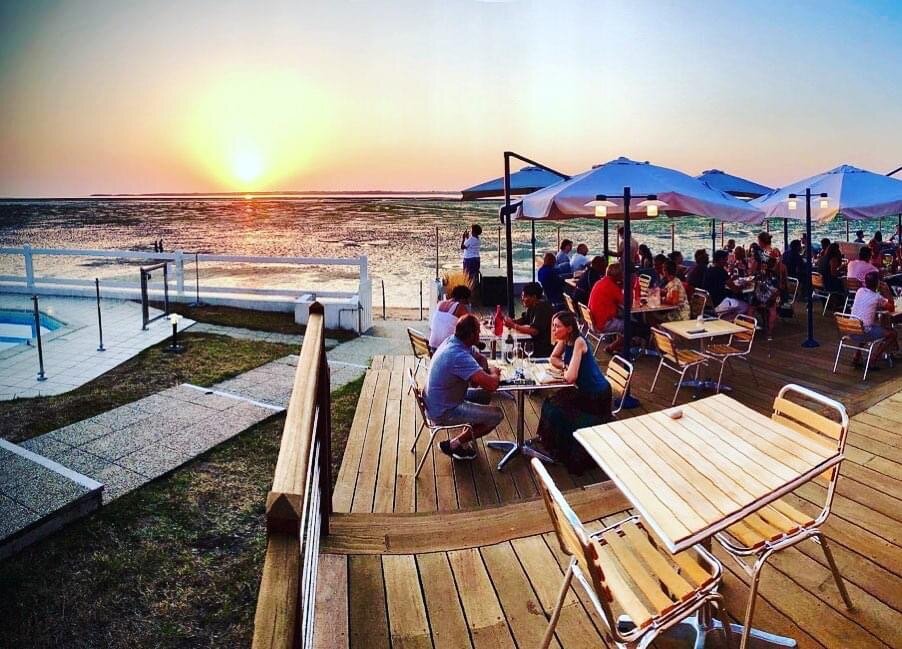 Beach Hotel - Le Grand Chalet-官方