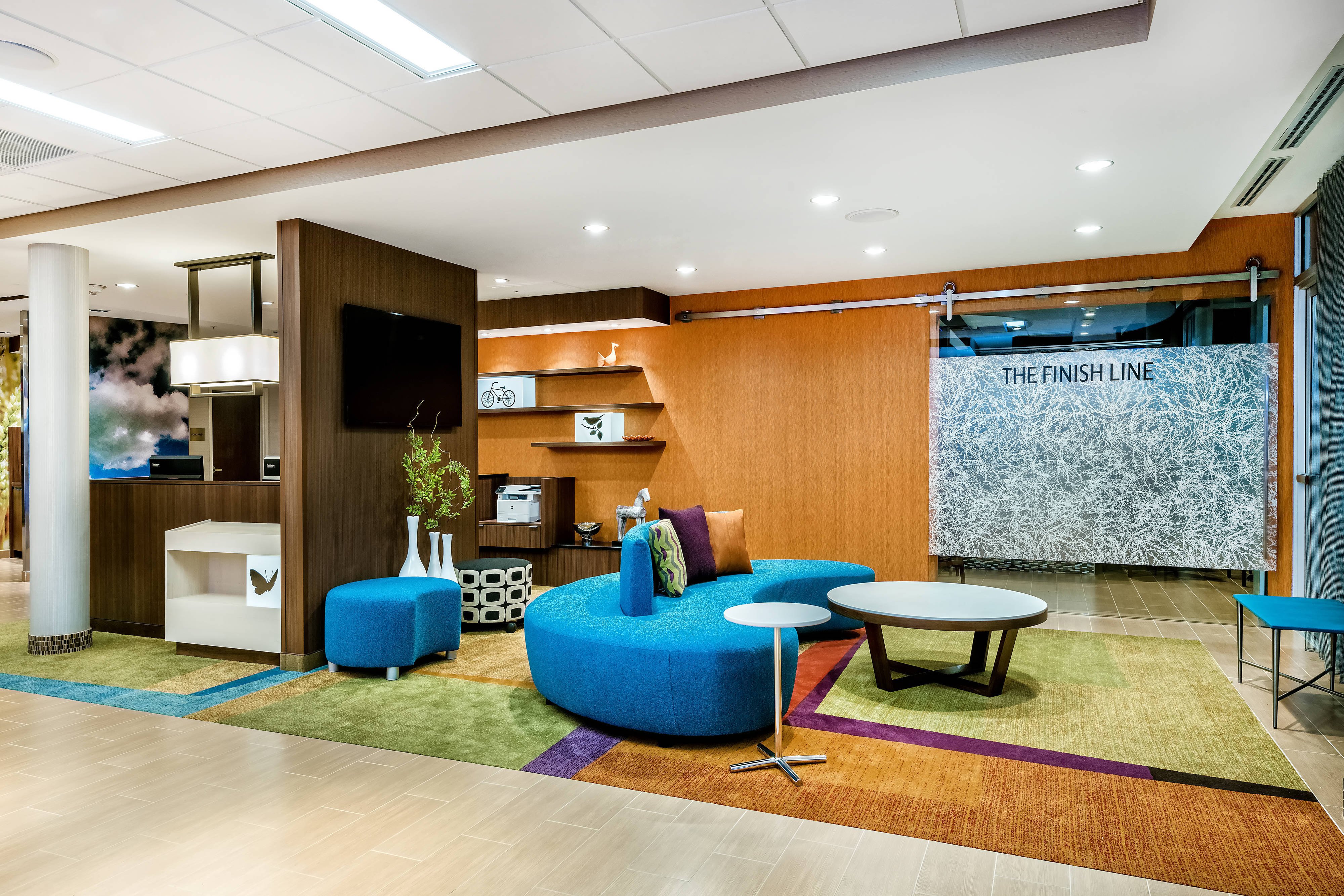 Fairfield Inn & Suites Van-官方