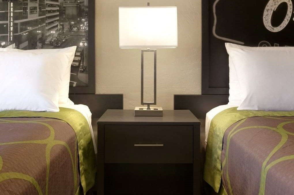 Super 8 by Wyndham Bend