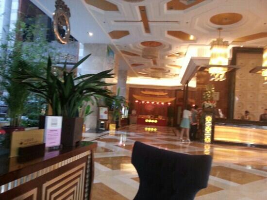 晋江宝龙大酒店-客卧