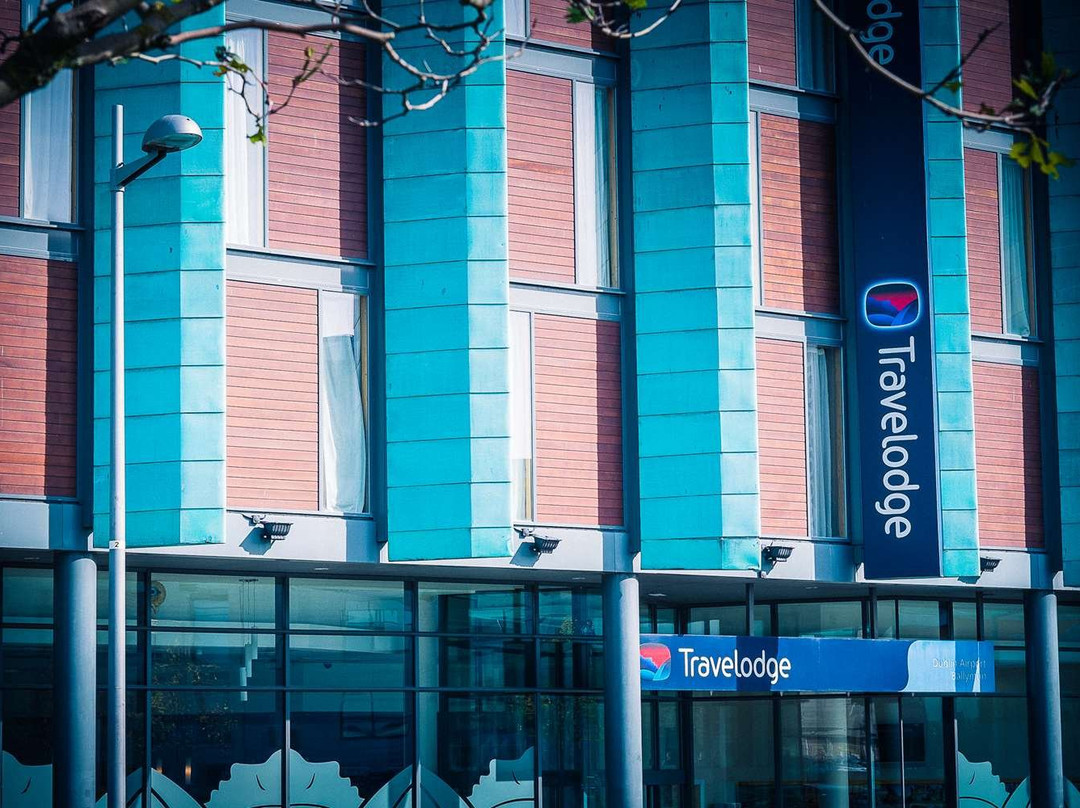 鲍尔姆旅行住宿都柏林机场酒店主图