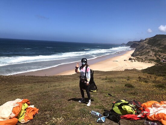 Paragliding with Nelson景点图片