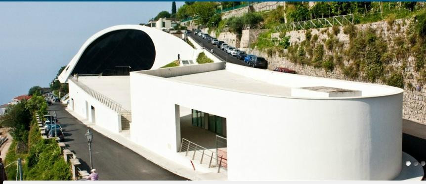 Auditorium Oscar Niemeyer-拉韦洛必去景点