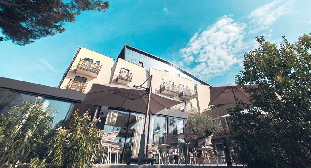 曼德琉-拉-那泡乐酒店住宿-阿卡迪亚酒店