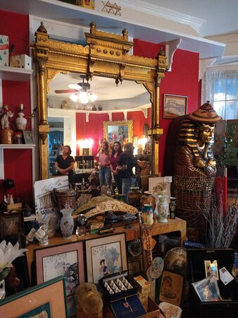 The Daffodale House主图