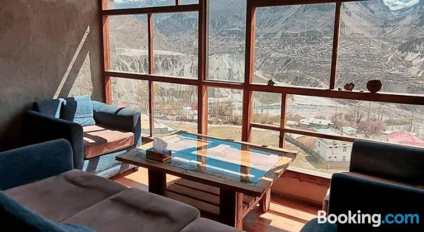 Old Hunza Inn