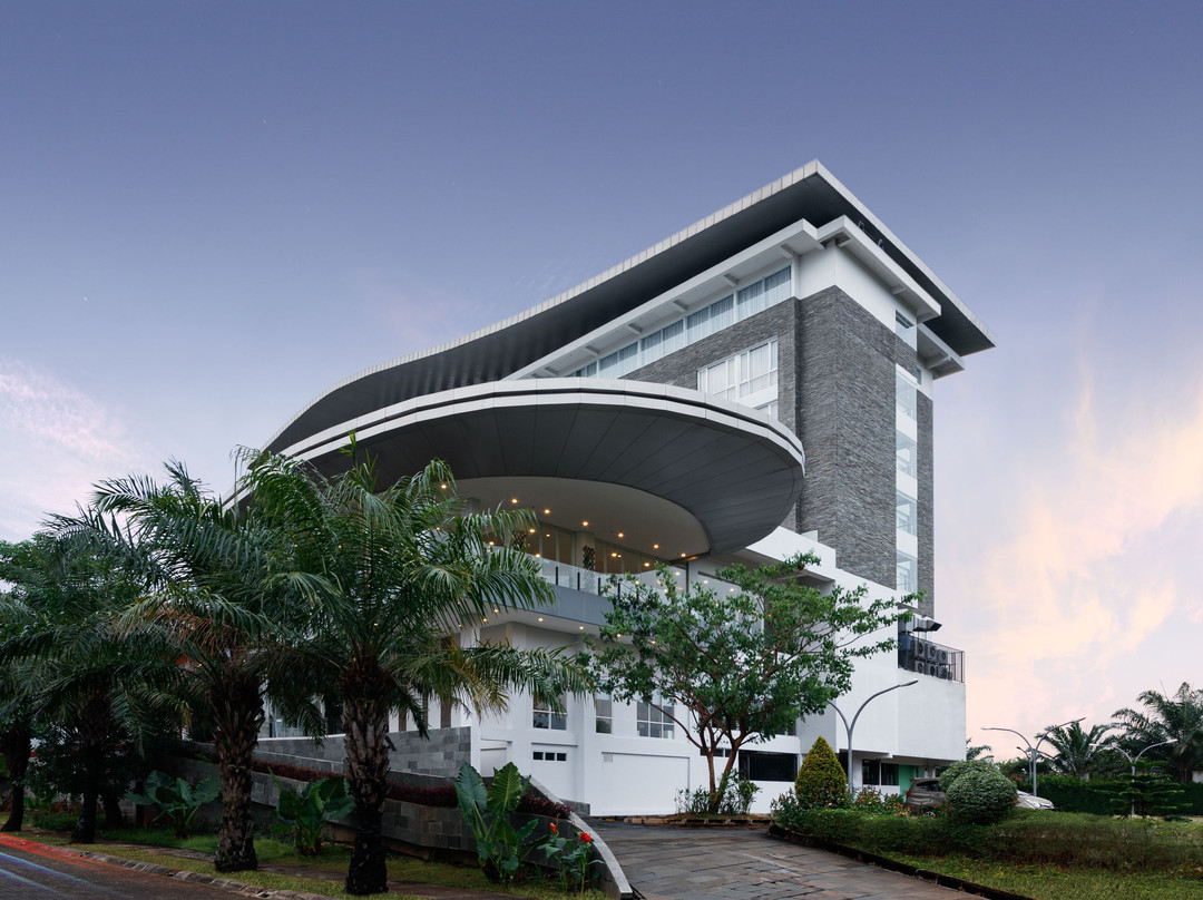 Sunerra Antero Hotel Jababeka
