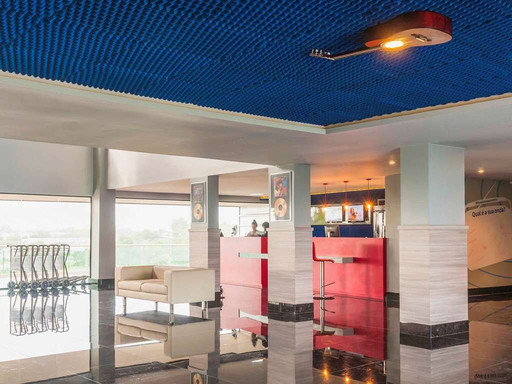 宜必思尚品圣马特乌斯酒店主图