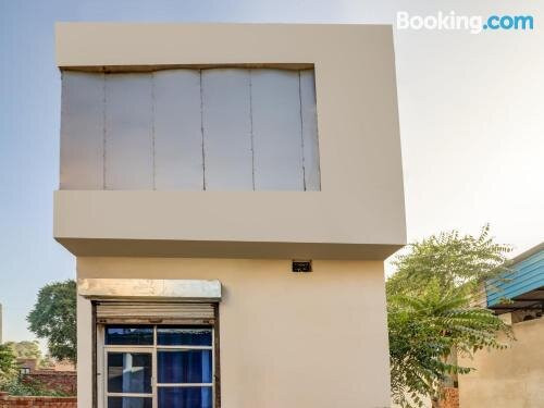 SPOT ON 73319 Hotel Anshu