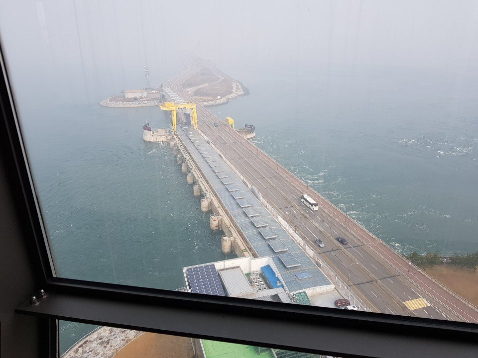 安山市旅游景点-Sihwa Seawall