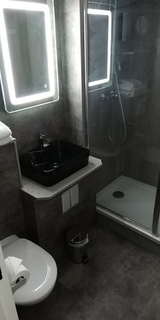 普罗旺斯酒店主图