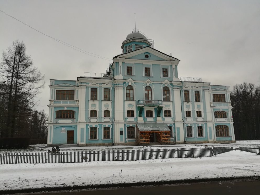House Novoznamenka景点图片