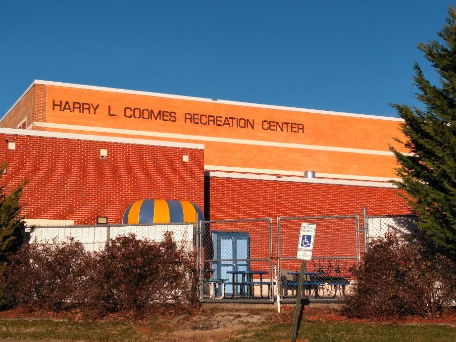 Harry L. Coomes Recreation Center-Abingdon必去景点
