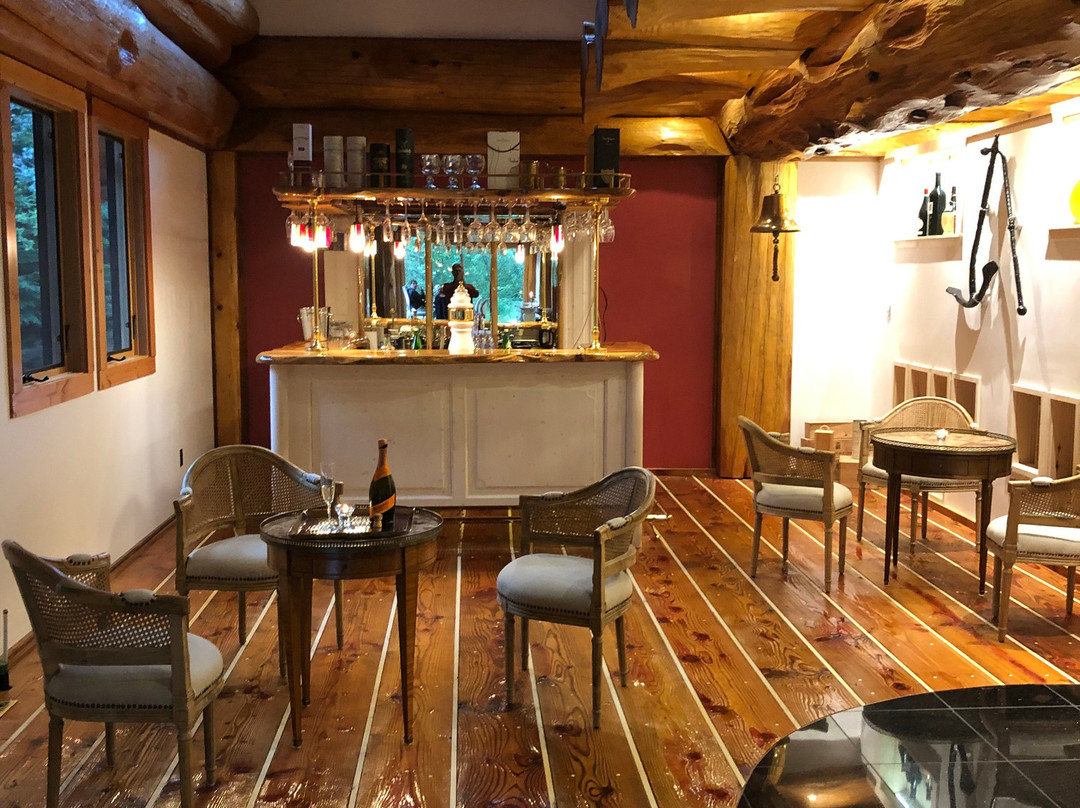 Little Wolf Resort主图