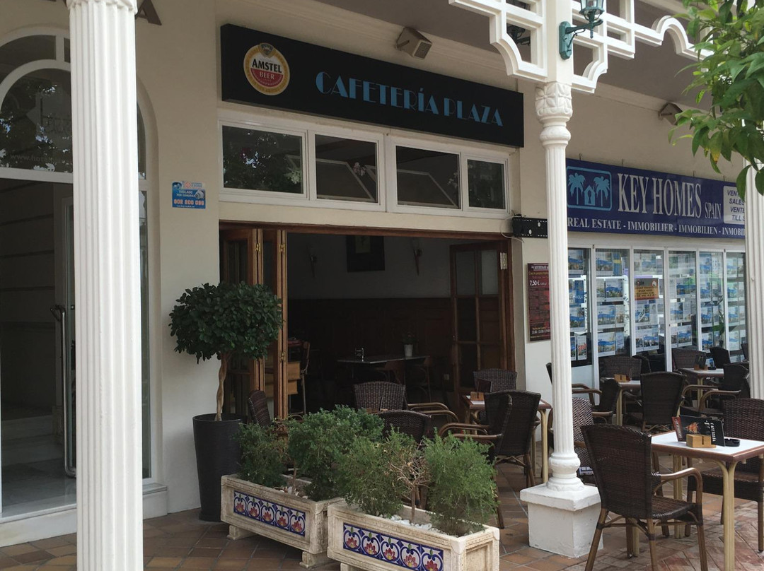 Cafeteria Plaza主图