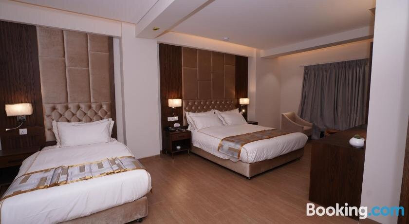 OASIS Hotel