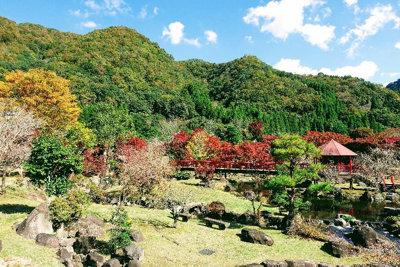 Yabakei Dam Memorial Park Keisekien