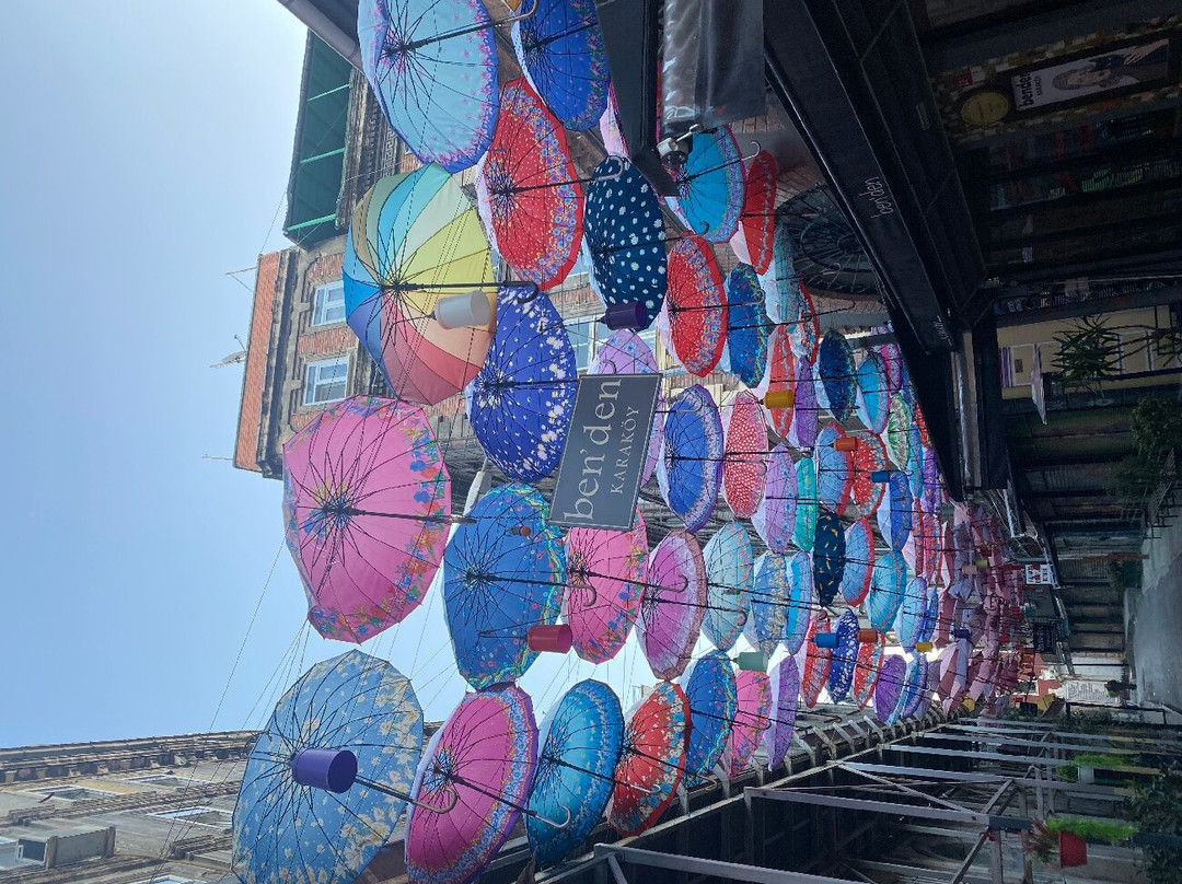 Ben'den Karakoy