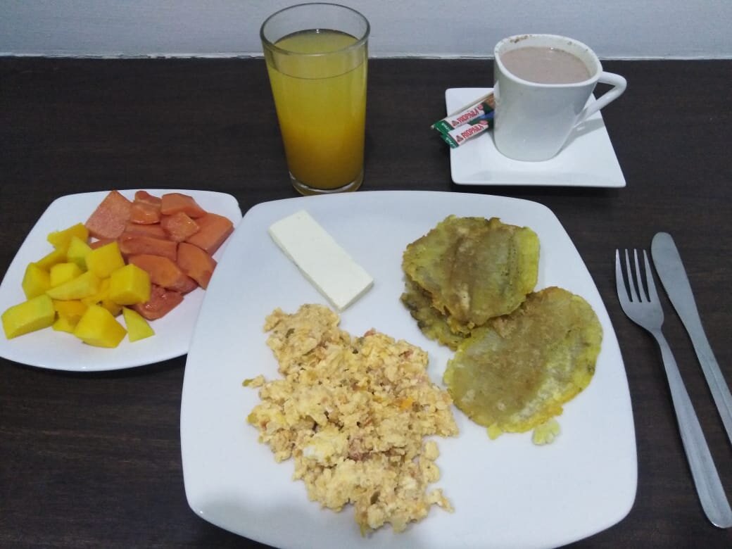Hotel Las 4 Estaciones-餐饮