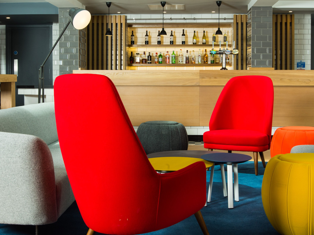 快捷假日史云顿市中心酒店