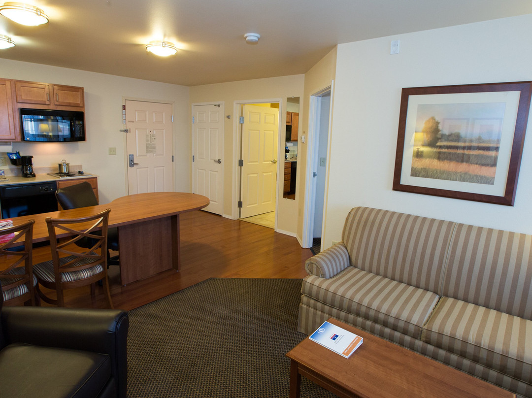 Candlewood Suites Springfield-Medical District by IHG主图