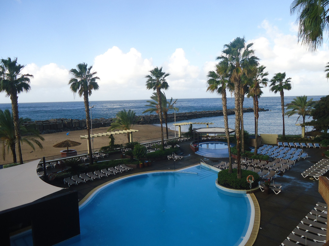 Praia da Calheta-卡列塔必去景点