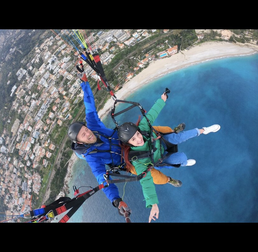 Roquebrune Cap Martin Parapente-罗克布伦第马丁必去景点
