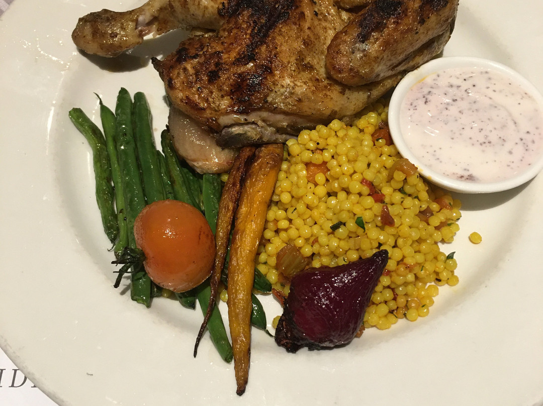 The Executive Inn主图