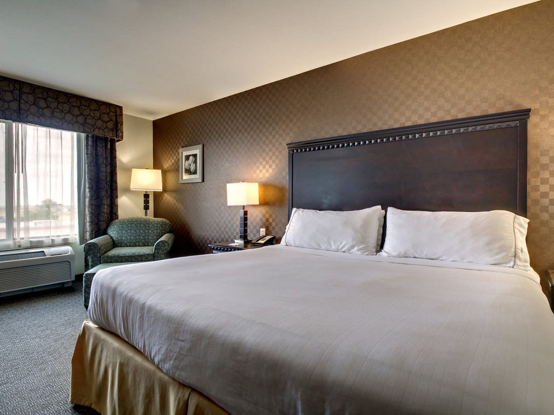 Holiday Inn Express & Suites Peru - LaSalle Area by IHG主图