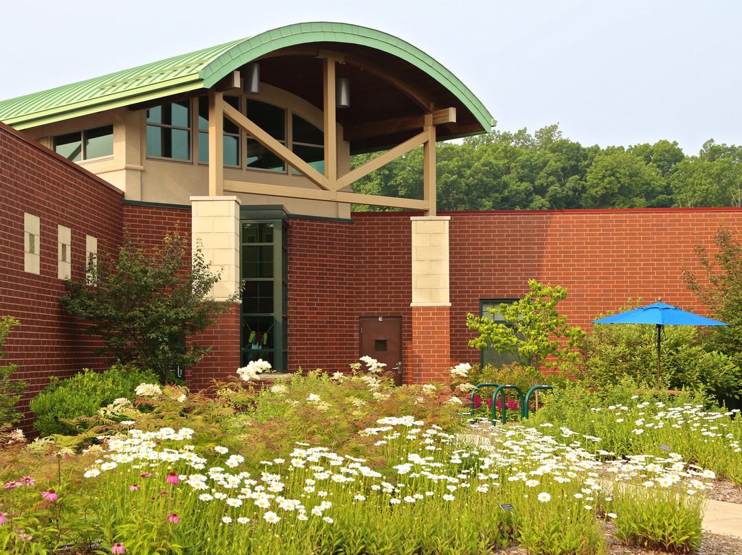 Indiana Dunes Visitor Center景点图片