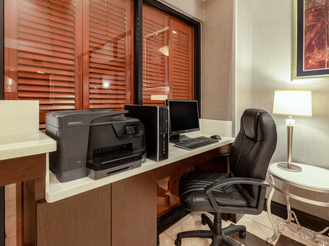 Wingate by Wyndham Erie主图