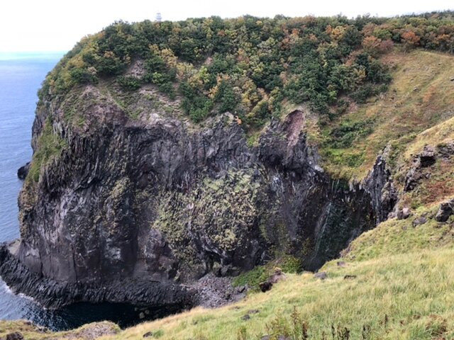 Furepe Waterfall景点图片