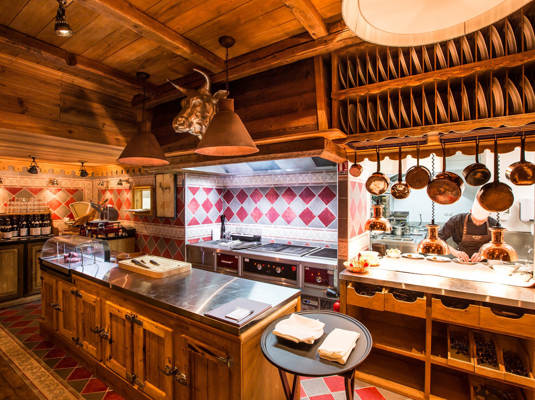 Hotel Alpen Ruitor主图