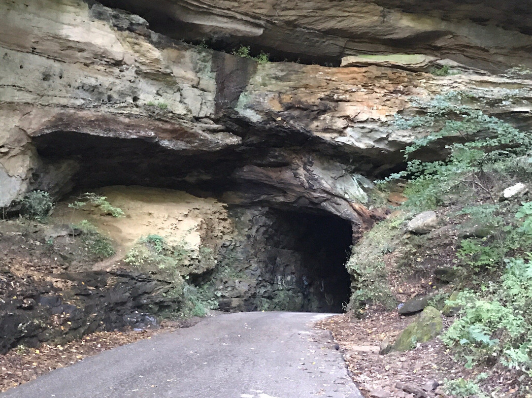 Nada Tunnel-Stanton必去景点