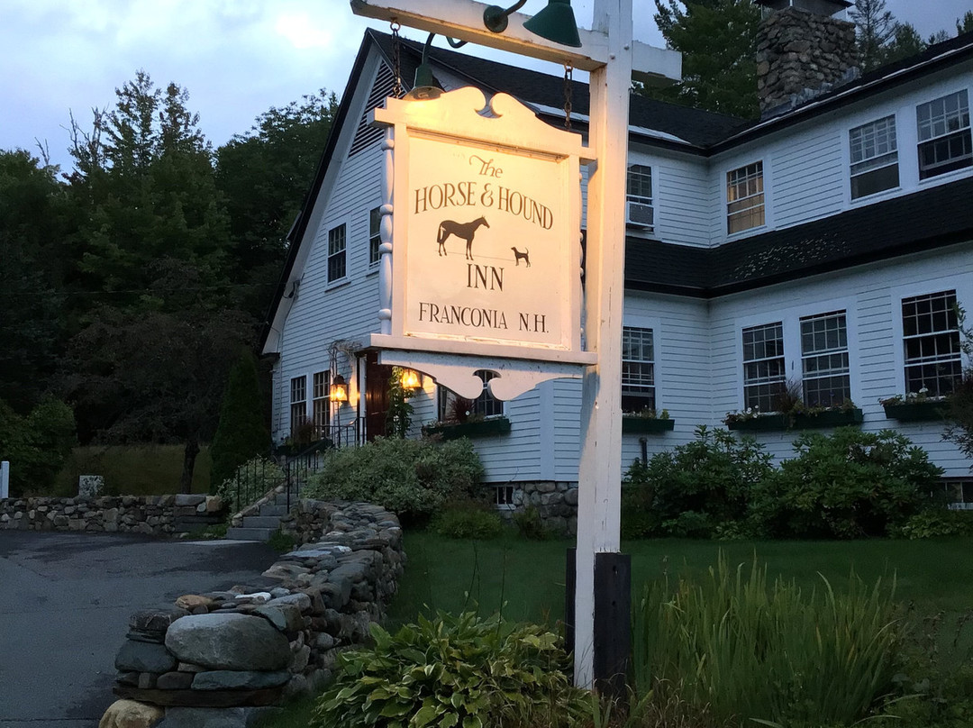 Horse and Hound Inn主图